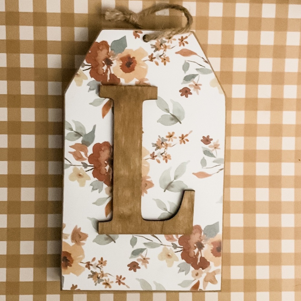8” Monogrammed Wood Tabletop‎ Fall Foliage Tag By Ashland - Letter “L”